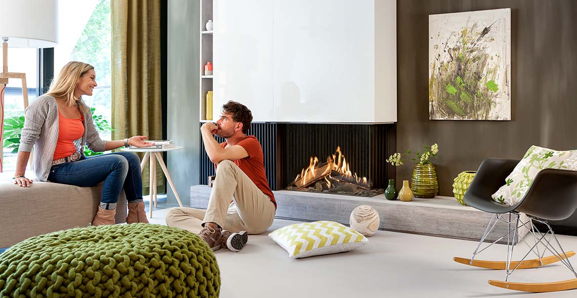 Avec le foyer à gaz Kalfire GP80/55C, vous avez la garantie d'un jeu de flammes digne d'un beau feu crépitant combiné à un confort d'utilisation électronique et numérique optimal.